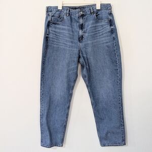 American Eagle Mom Jeans Denim Faded High Waisted Blue Mid Wash Size 18